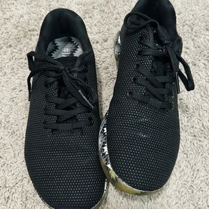 NoBull Black Trainer size 6 Men’s/7.5 Women’s